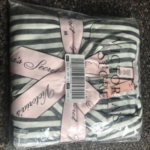 Victoria secret pajama set
